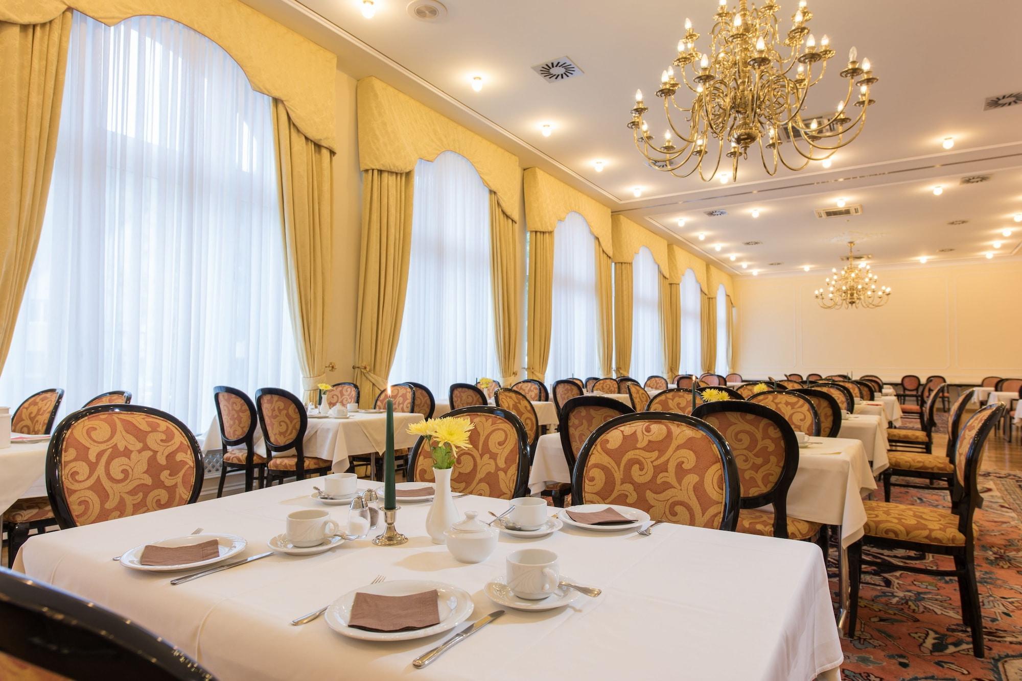 Kaiserhof Hotel 4*